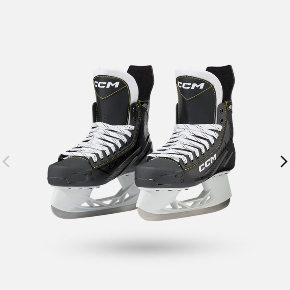 NEW MEN'S HOCKEY SKATES CCM Senior Skate Size 9 = Shoe Size 10.5 / 10 Men